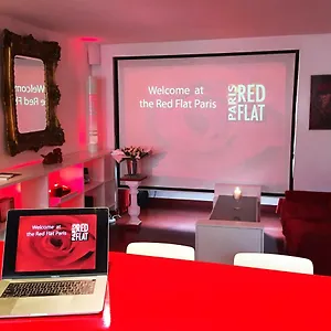Red Flat Parigi